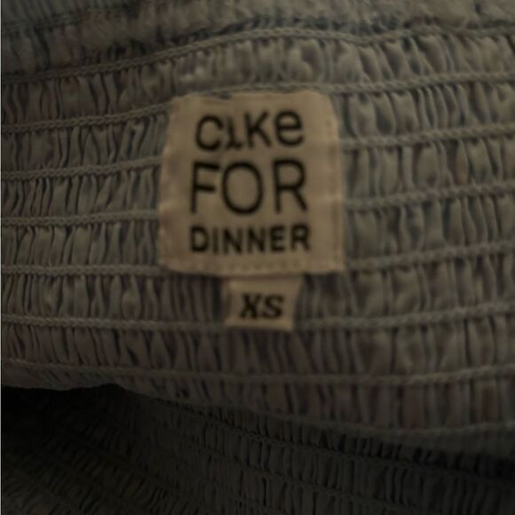 Cake for dinner Sky Blue Smocked
Women's mini Skirt size XS - Picture 4 of 5